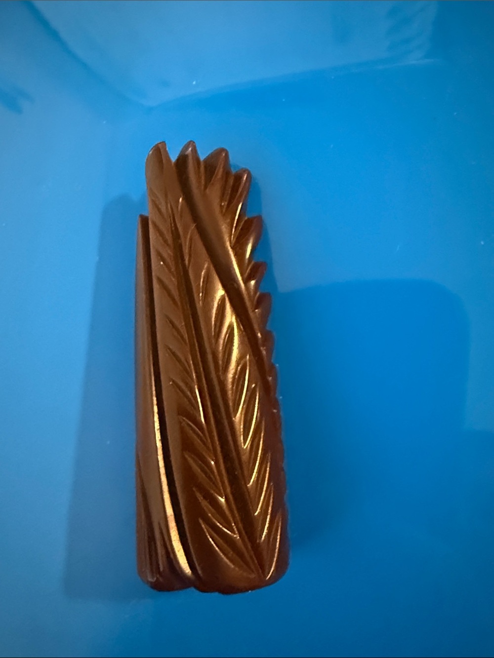 Art deco 1930 Bakelite brooch